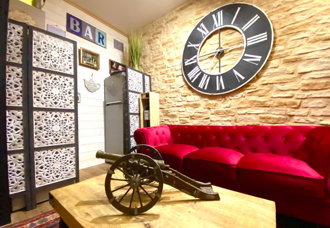 O Clair De Lune Au Coeur De Sarlat - Chambres Climatisees - Parking Prive - Piscine Chauffee - Spa Et Massages Ngoại thất bức ảnh