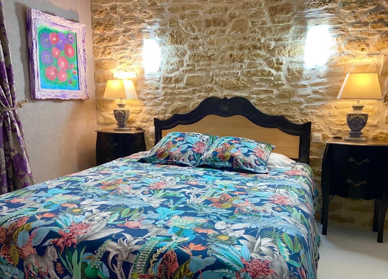 O Clair De Lune Au Coeur De Sarlat - Chambres Climatisees - Parking Prive - Piscine Chauffee - Spa Et Massages Ngoại thất bức ảnh