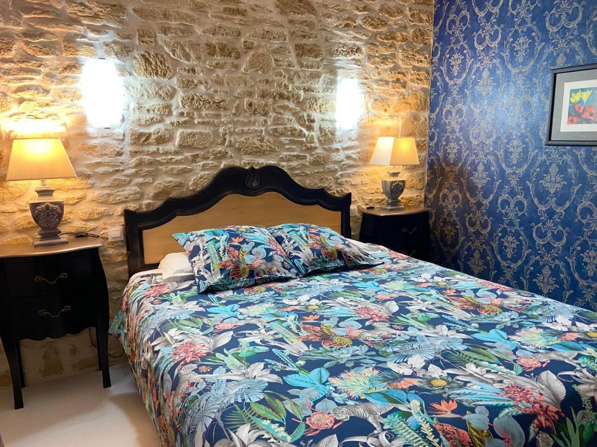 O Clair De Lune Au Coeur De Sarlat - Chambres Climatisees - Parking Prive - Piscine Chauffee - Spa Et Massages Ngoại thất bức ảnh