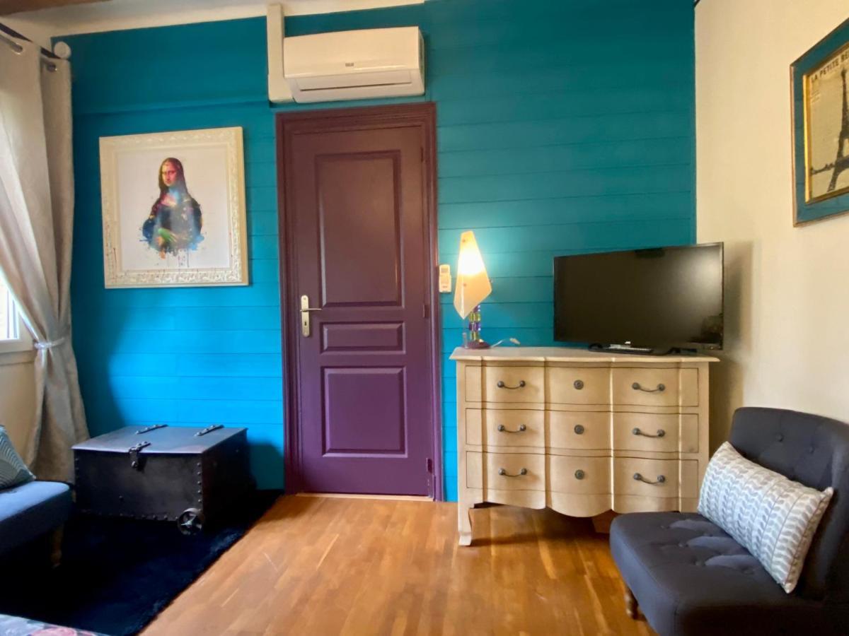 O Clair De Lune Au Coeur De Sarlat - Chambres Climatisees - Parking Prive - Piscine Chauffee - Spa Et Massages Ngoại thất bức ảnh
