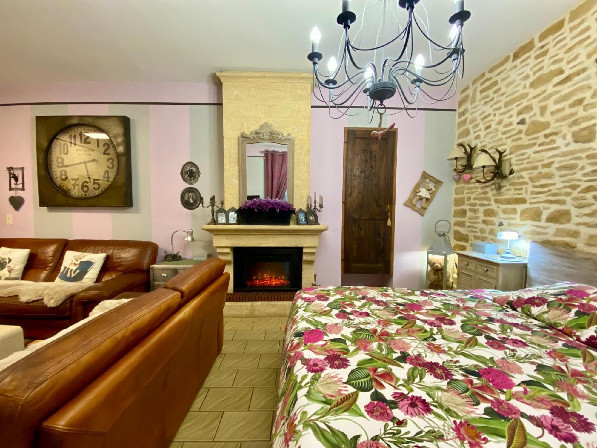 O Clair De Lune Au Coeur De Sarlat - Chambres Climatisees - Parking Prive - Piscine Chauffee - Spa Et Massages Ngoại thất bức ảnh