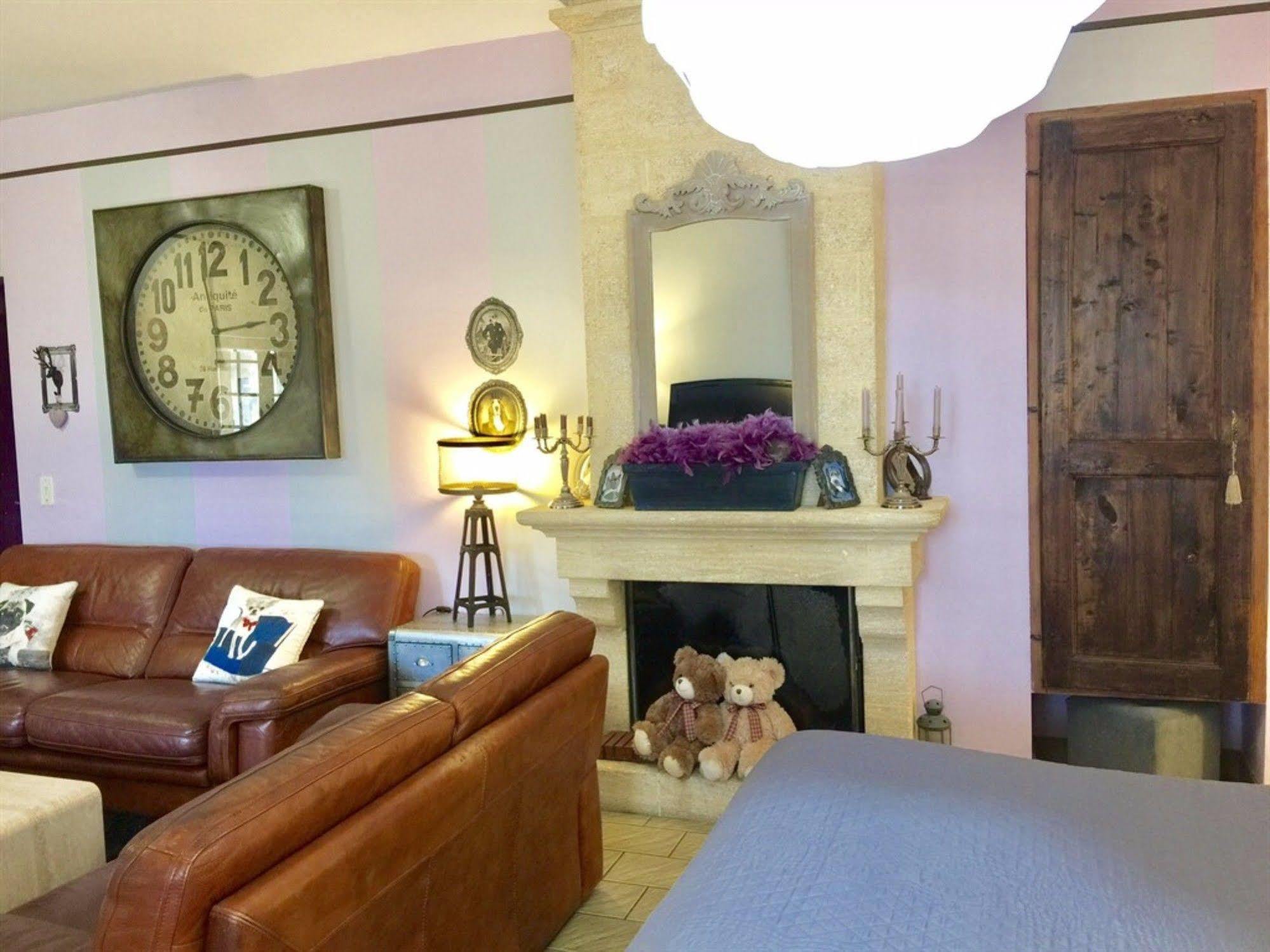 O Clair De Lune Au Coeur De Sarlat - Chambres Climatisees - Parking Prive - Piscine Chauffee - Spa Et Massages Ngoại thất bức ảnh