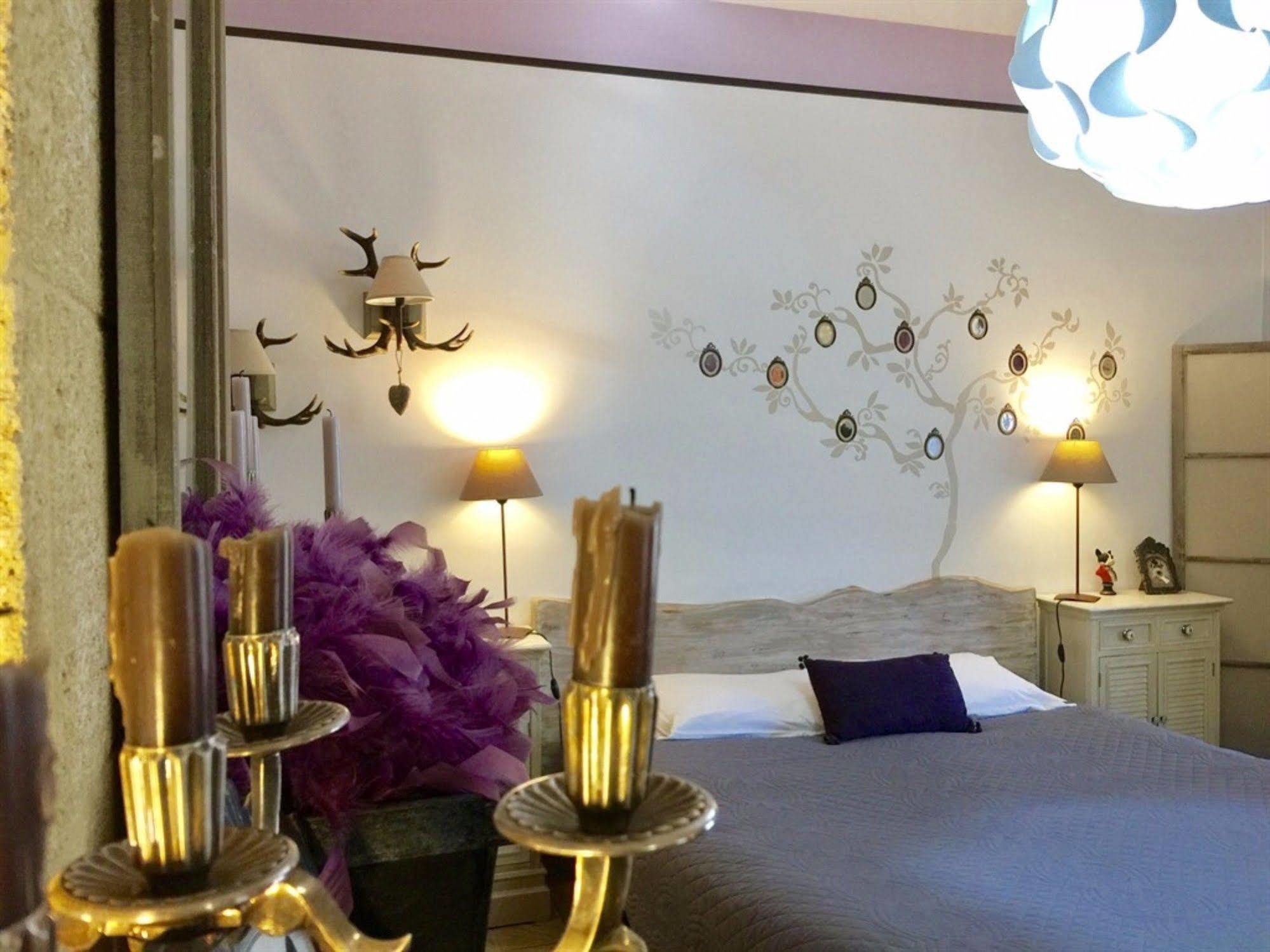 O Clair De Lune Au Coeur De Sarlat - Chambres Climatisees - Parking Prive - Piscine Chauffee - Spa Et Massages Ngoại thất bức ảnh