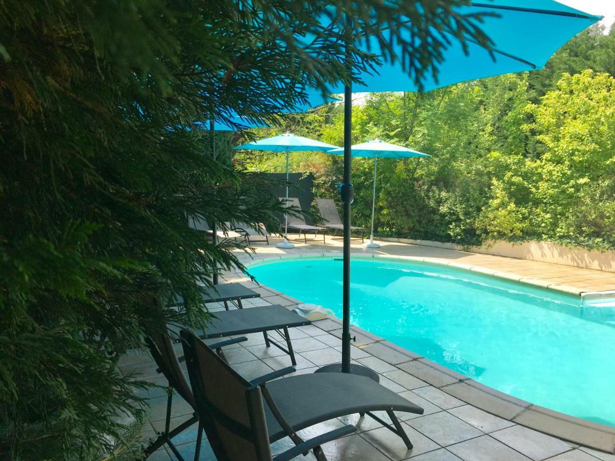 O Clair De Lune Au Coeur De Sarlat - Chambres Climatisees - Parking Prive - Piscine Chauffee - Spa Et Massages Ngoại thất bức ảnh